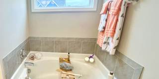 Beautifully furnished 3 bed 2.5 bath home in Leland Beautifully furnished 3 bed 2.5 bath home in Leland Gallery 10