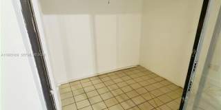 1086 N Hiatus Rd Gallery 21