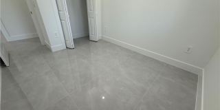 207 W 15th Street Gallery 22