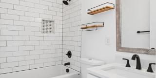 Overbrook / 7 Railroad St. Gallery 21