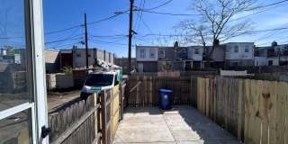 Baltimore - 2 bedrooms and 1 bath Available! Gallery 10