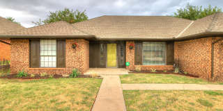 Large Corner Lot - 4 Bed/2.5 Bath + Study - 1 mile from PC North High School Gallery 1