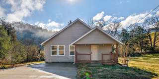 Charming 3BR House in Sevierville Gallery 1