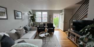 1413 N Lincoln Street Gallery 3