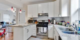 4651 North Wolcott Ave. Apt. Gallery 5