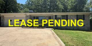 ✨ Spacious 4-Bedroom Near U of A + I-49 — Limited-Time Rent Special!✨ Gallery 1