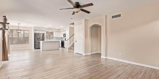 1913 W SPRINGFIELD Way Gallery 7
