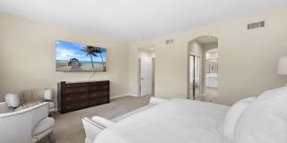 9 Agostino Gallery 23