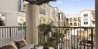 Eddy Redondo Residences Gallery 76