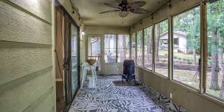Lake DeSoto Area | Home |Unfurnished Gallery 31