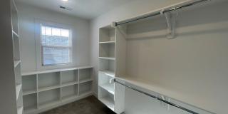 Great townhome living in Parkville! 3 Bedroom, 2 Full Bath, 1 half Bath, 2 Car Garage. Gallery 3