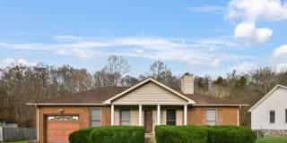 Ranch Home on Creek Lot! Gallery 1