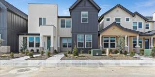 Pine43 Townhomes Gallery 1