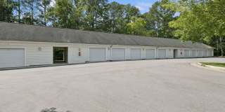 Falls Pointe at the Park Apartments - Affordable Housing Gallery 24
