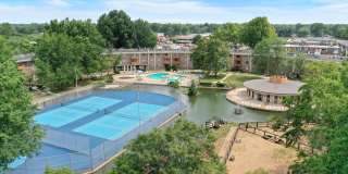 The Columns Gallery 21