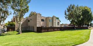 "Coming Soon" Awesome corner 2 Bedroom 2 Bath Townhome with large private patio (AC/Pool/Gated Parking,EV Chargers) Gallery 20