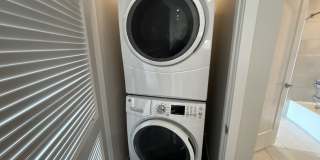 229 S Peoria St Gallery 8