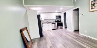 530 N 7th Place Gallery 1