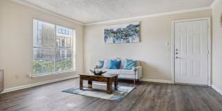 Glen at Highpoint Gallery 3