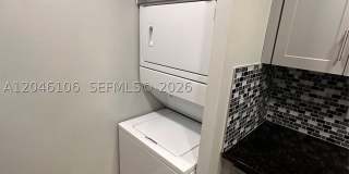 9976 Twin Lakes Dr Gallery 9