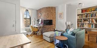 417 Hicks Street Gallery 1