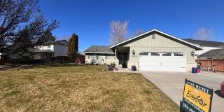 2321 Hummingbird Lane Gallery 1