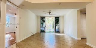 609 E Sheridan St Gallery 1