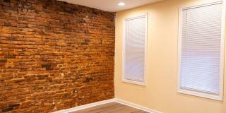 Renovated and Spacious 4Bedroom Townhouse in West Baltimore! Gallery 16
