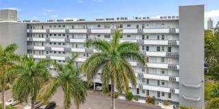 1000 NE 14th Ave Gallery 1