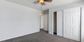Elegant Townhome in Sought-After Groveton Woods Gallery 23