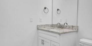 Modern Townhome in Rosewood – Walk to USC, Dining & More! Gallery 33