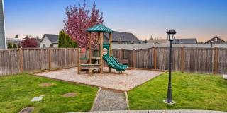 Modern Lynnwood Home with Flexible Bonus Space and Fenced Backyard Gallery 17