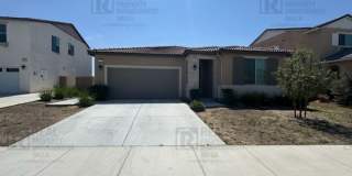 Beautiful 3 Bed, 2 Bath Single-Story Home in McSweeny Farms with Open-Concept Living Gallery 1