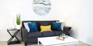 4505 N Kings Hwy. Gallery 7