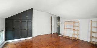 Two Bedroom in Newport! Gallery 26