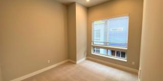 Modern 4BR Townhome in Prime Bellevue | AC | Bellevue Schools | Minutes to Microsoft Gallery 19