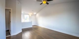 622 W 11 Mile Road Gallery 11