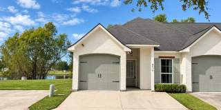 3-bedroom 2-bath off Burbank | Near LSU | Available Now! Gallery 1