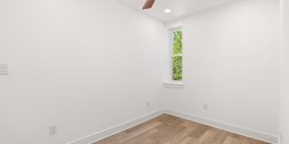 4503 North 19th Street - 2 Gallery 44