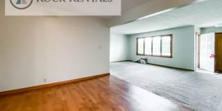 3 Bed 1.5 Bath House in Convenient Location Gallery 5