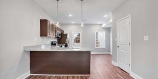 LIMITED-TIME OFFER: Lease today for $1,450/month with a $500 Security Deposit with Approved Credit! Gallery 43