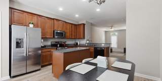 Stylish 3bd 3.5bath townhome for rent in the highly desirable Vermillion Gallery 15