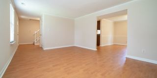 Spacious 3 bedroom home in desirable SW Durham! Super dog friendly with large fenced yard! Gallery 6