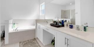 1382 SE 26th Rd Gallery 9