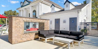 The Landing Fayetteville - Student Housing Gallery 9