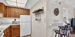 1810 New Palm Way Gallery 18