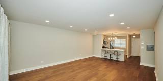 7074 N RIDGE Boulevard Gallery 6
