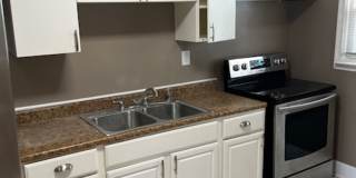 3 Bedroom Home with Basement and yard Gallery 21