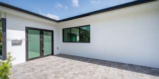 1621 S Treasure Dr Gallery 11