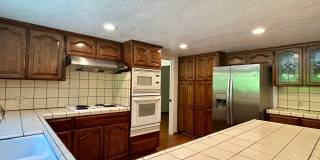 4 Bedroom Home + Den in Saratoga! 4 Bedroom Home + Den in Saratoga! Gallery 10